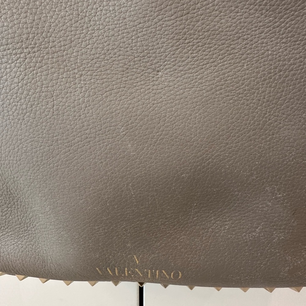 Valentino Gray Crossbody Bag with Studded Detailing - Picture 4 of 10